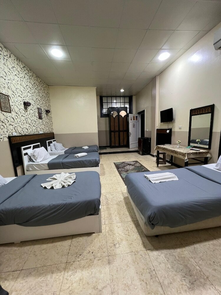 Фото One Season Hostel