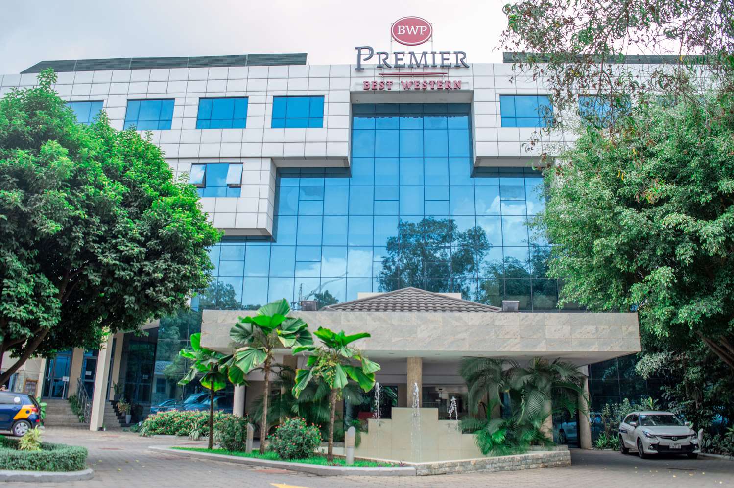 Фото Best Western Premier Accra Airport Hotel
