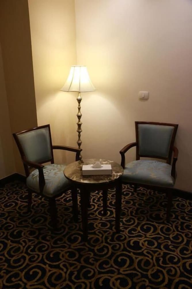 Фото The Guard Hotel