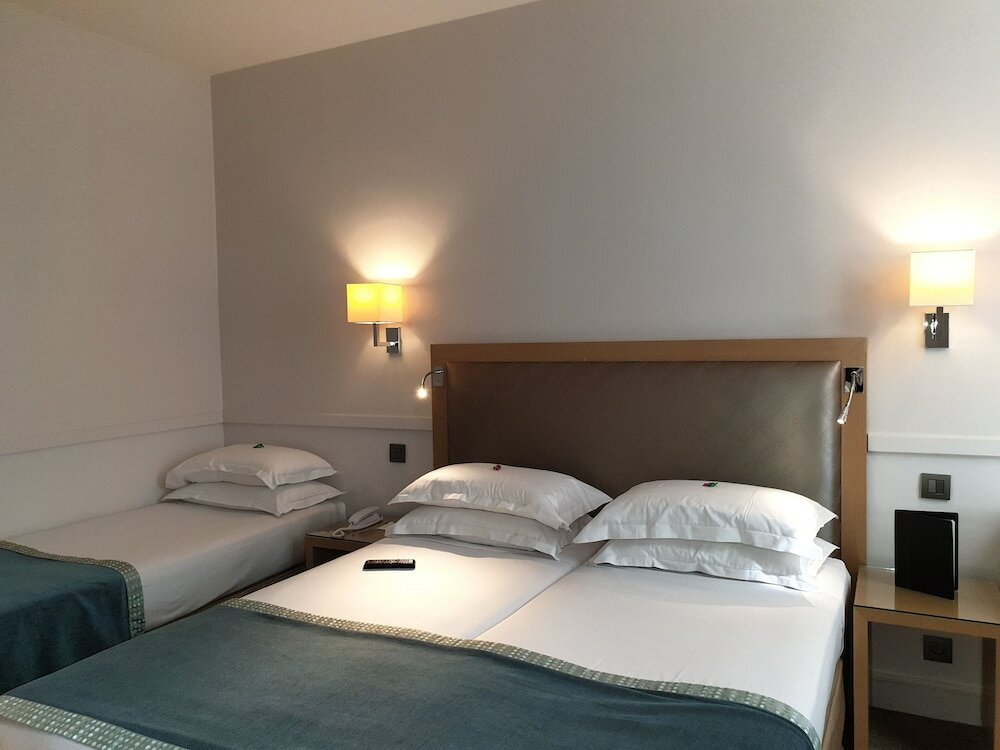 Фото Hôtel Floride Etoile