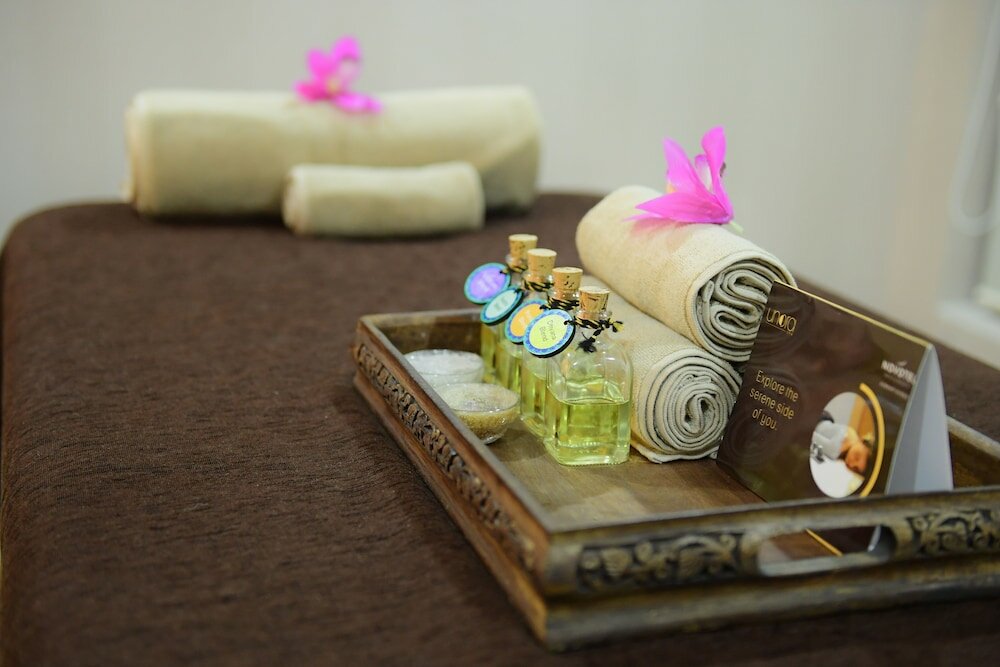 Фото Novotel Guwahati Gs Road Hotel