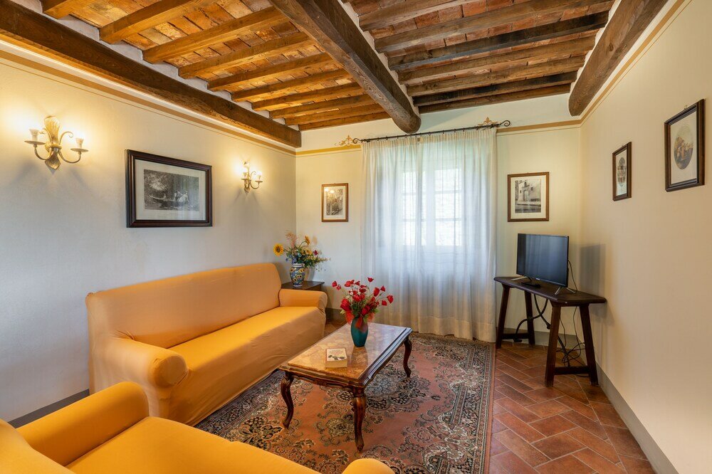 Фото Villa Borgo San Pietro