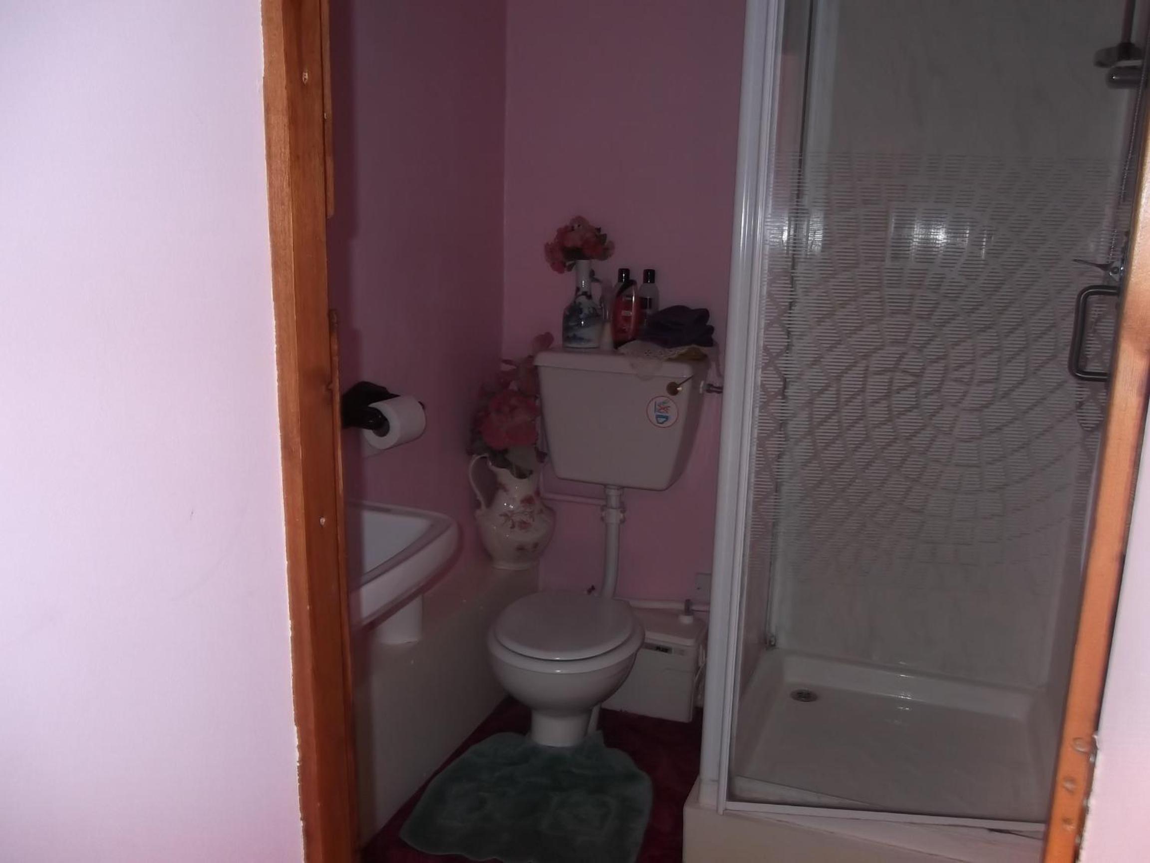 Фото East Farm House B&b