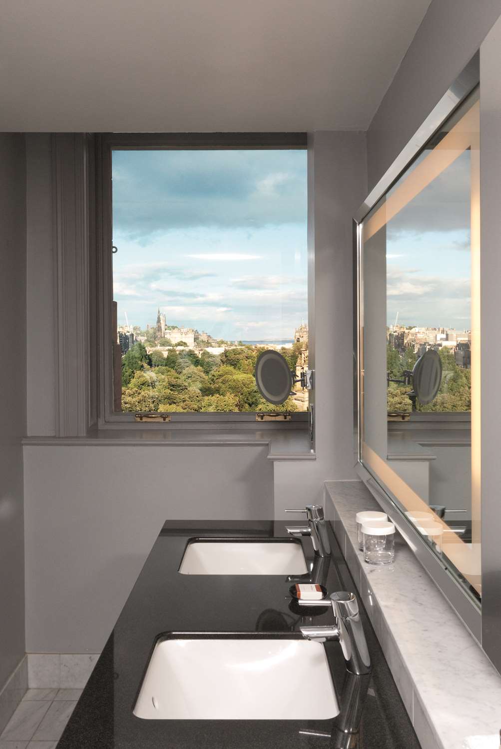 Фото Waldorf Astoria Edinburgh - The Caledonian