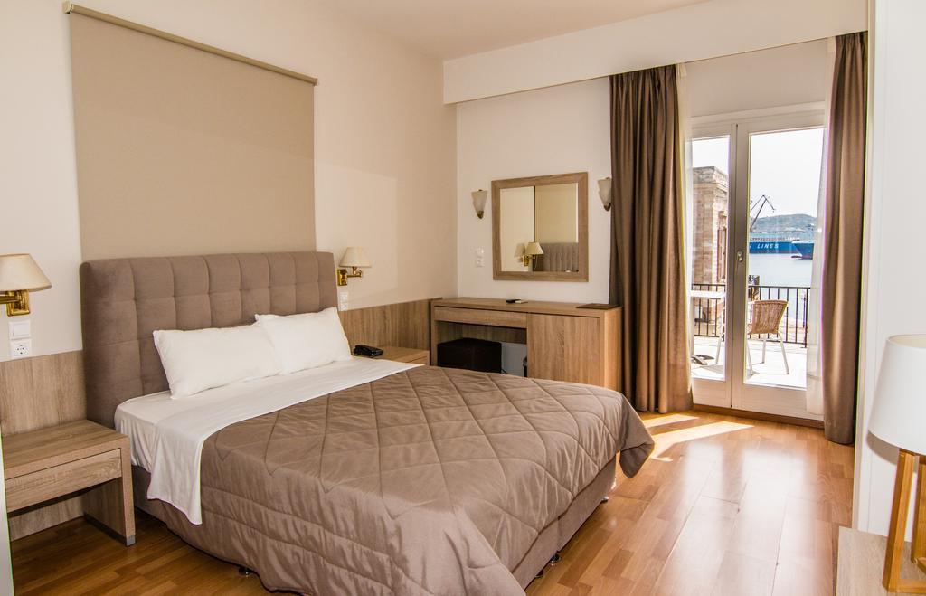 Фото Hermes Hotel