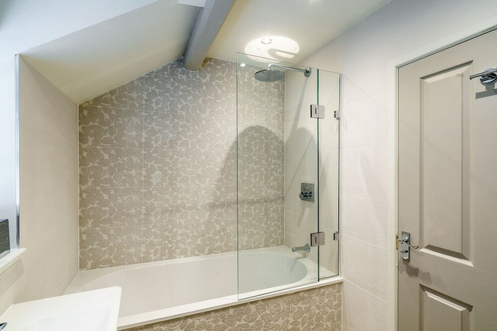 Фото The Pheasant Inn