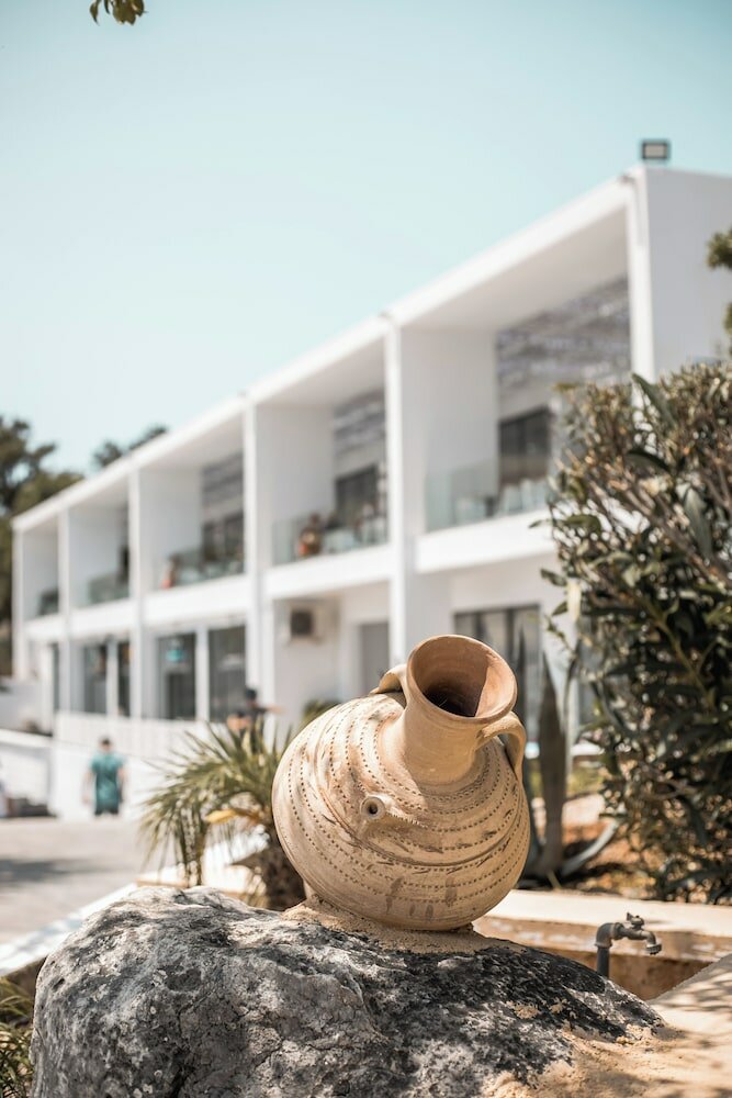 Фото Ellia Hotel