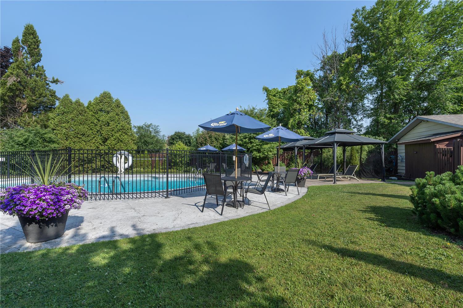 Фото Best Western Parkway Inn & Conference Centre