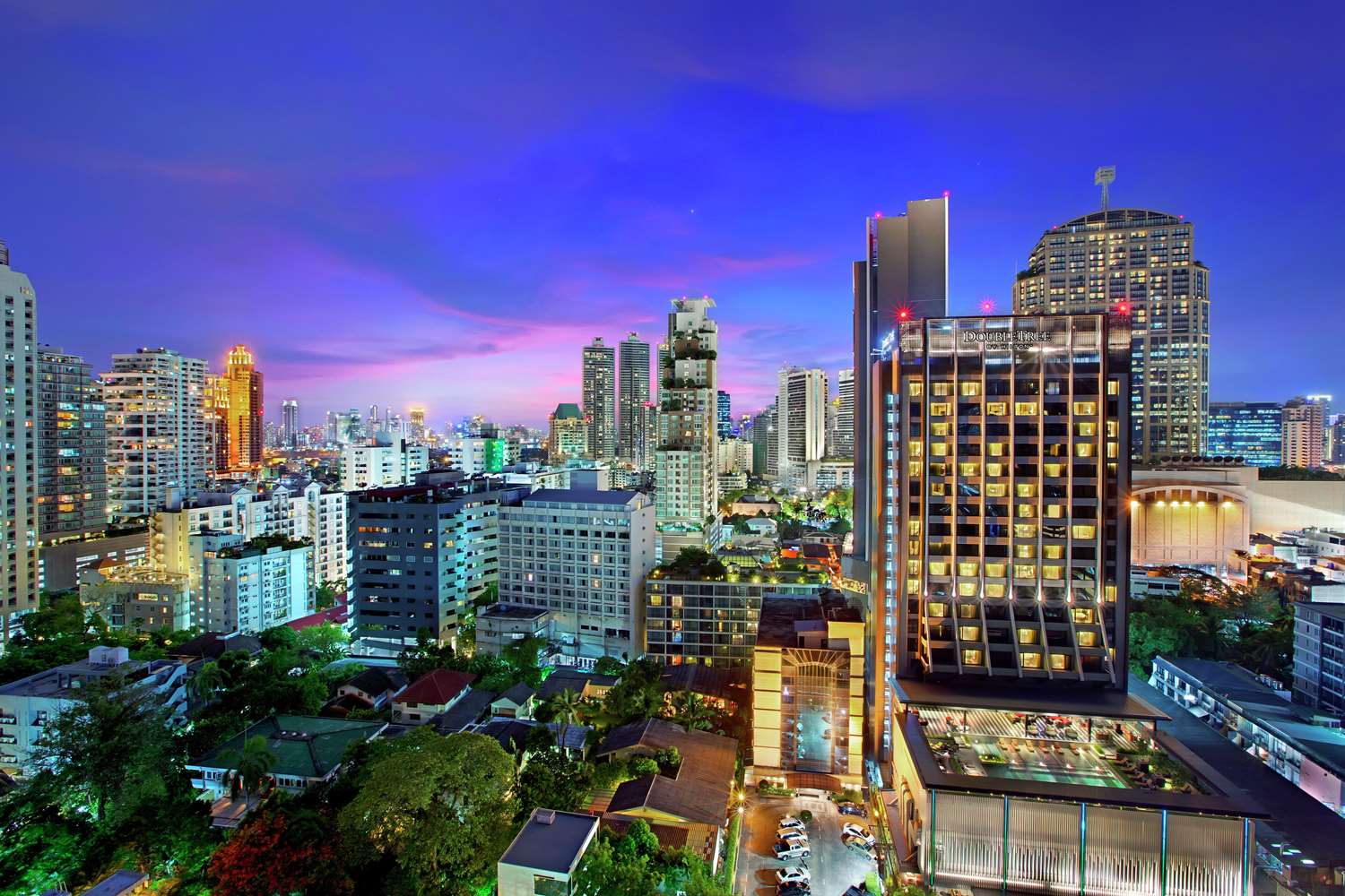 Фото DoubleTree by Hilton Hotel Sukhumvit Bangkok