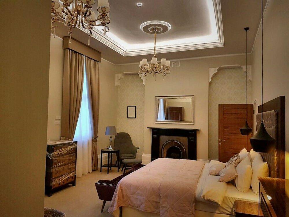 Фото Lansbury Heritage Hotel