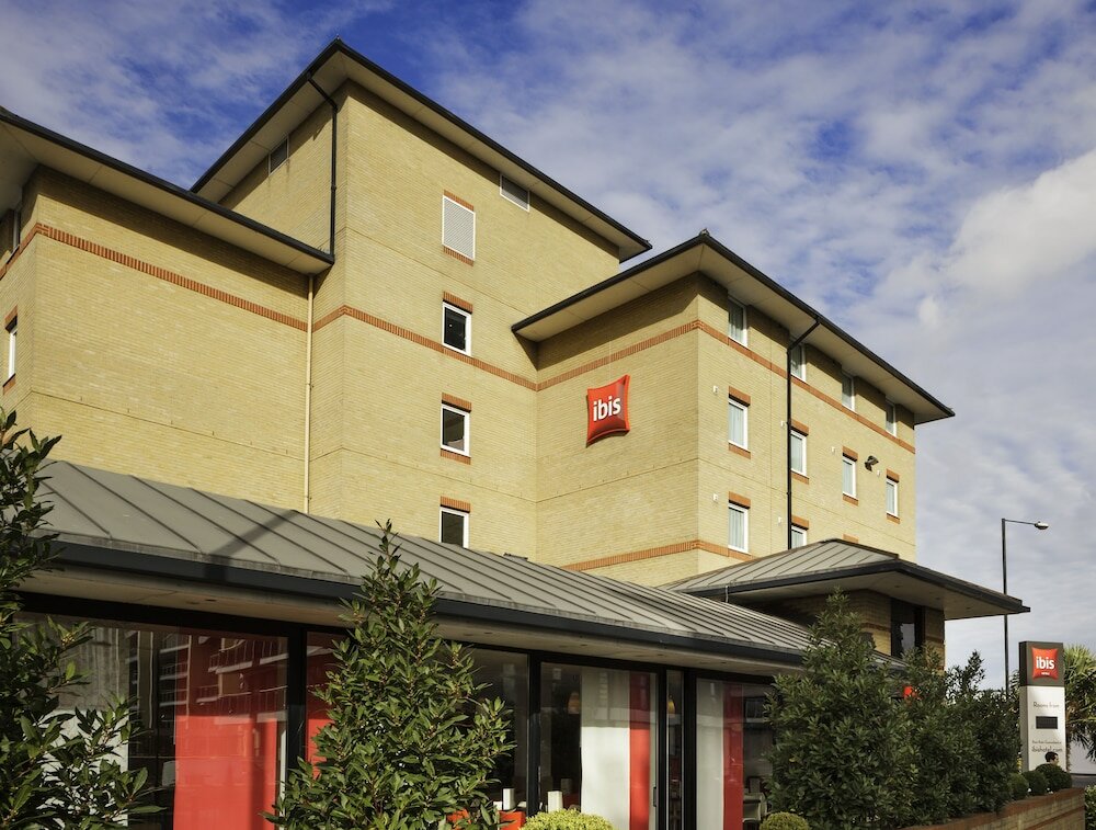 Фото Ibis London Docklands Canary Wharf