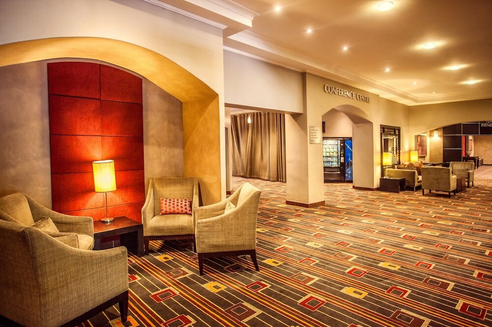 Фото Garden Court O. R. Tambo International Airport