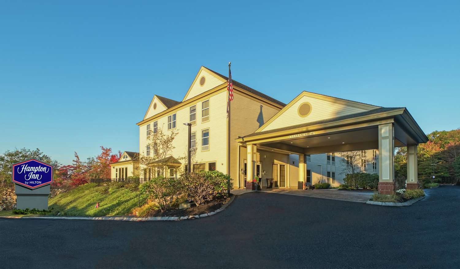Фото Hampton Inn Freeport/Brunswick