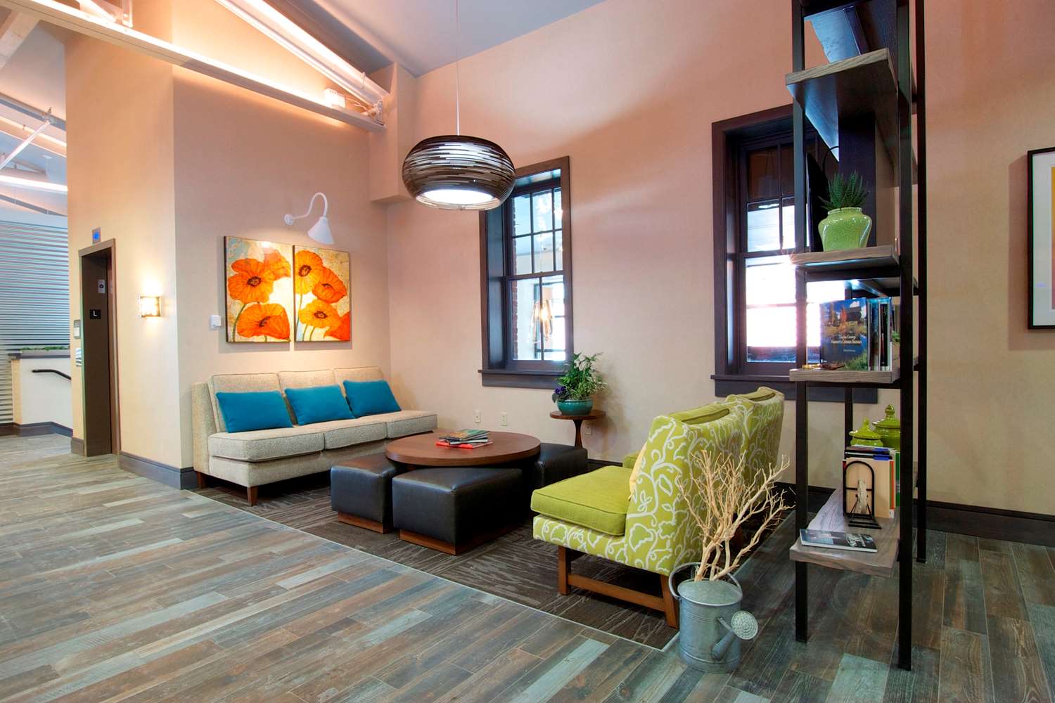 Фото Hilton Garden Inn Burlington Downtown