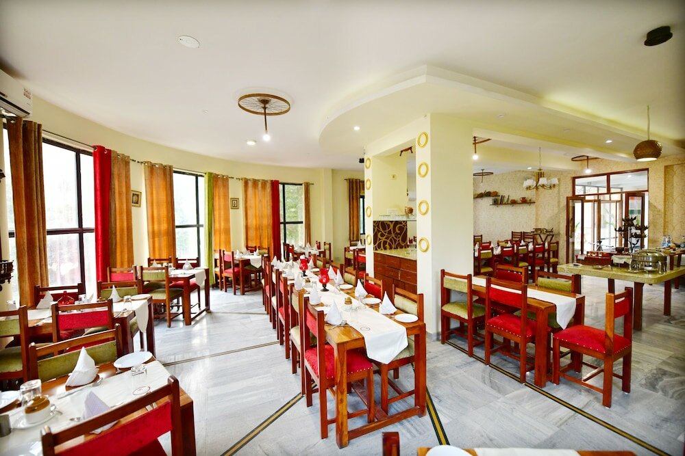 Фото Pride Kadamb Kunj Resort - Bharatpur