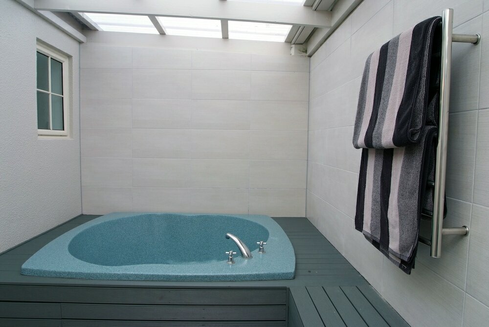 Фото Silver Fern Rotorua Suites & SPA