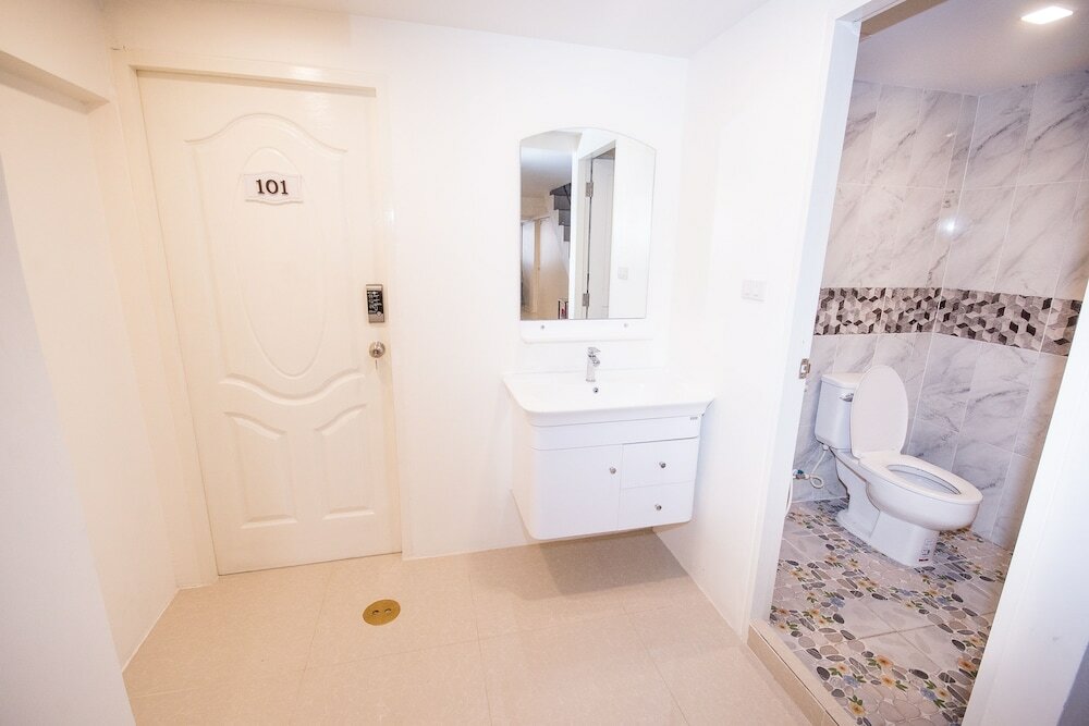 Фото Nina Guesthouse