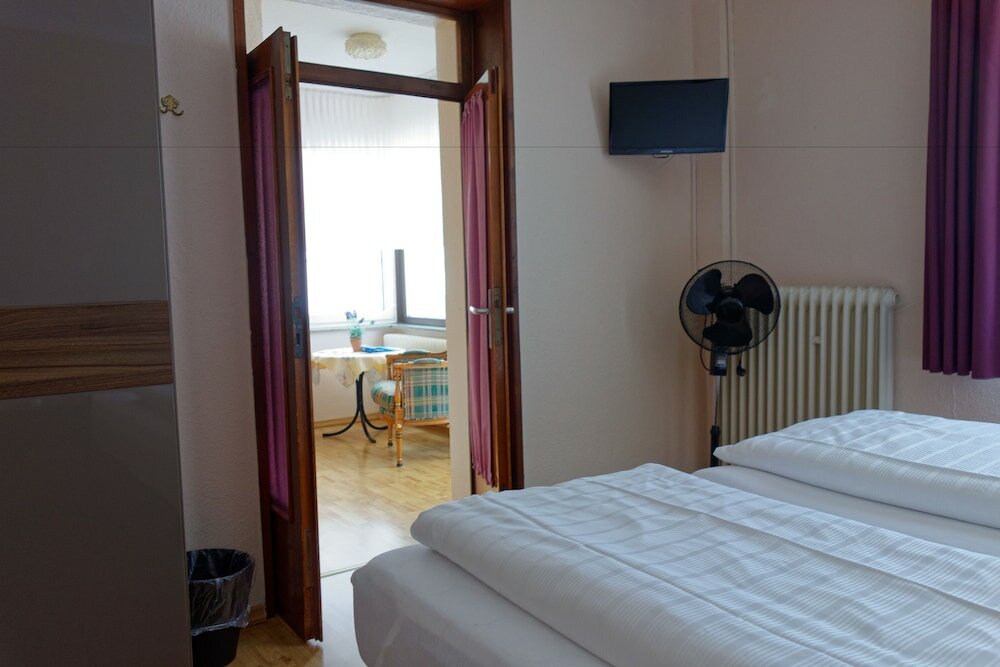 Фото Hotel Haus Sonnschein