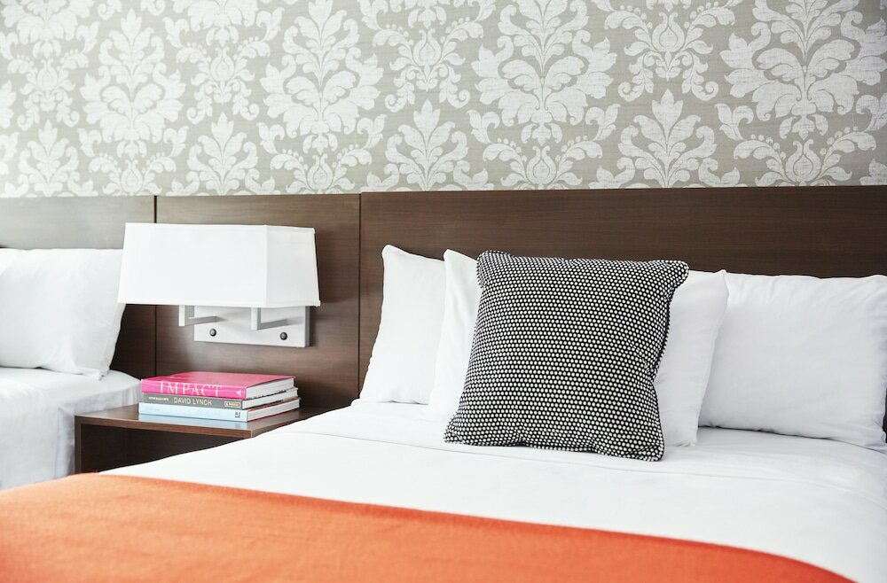 Фото Royal Regency Hotel