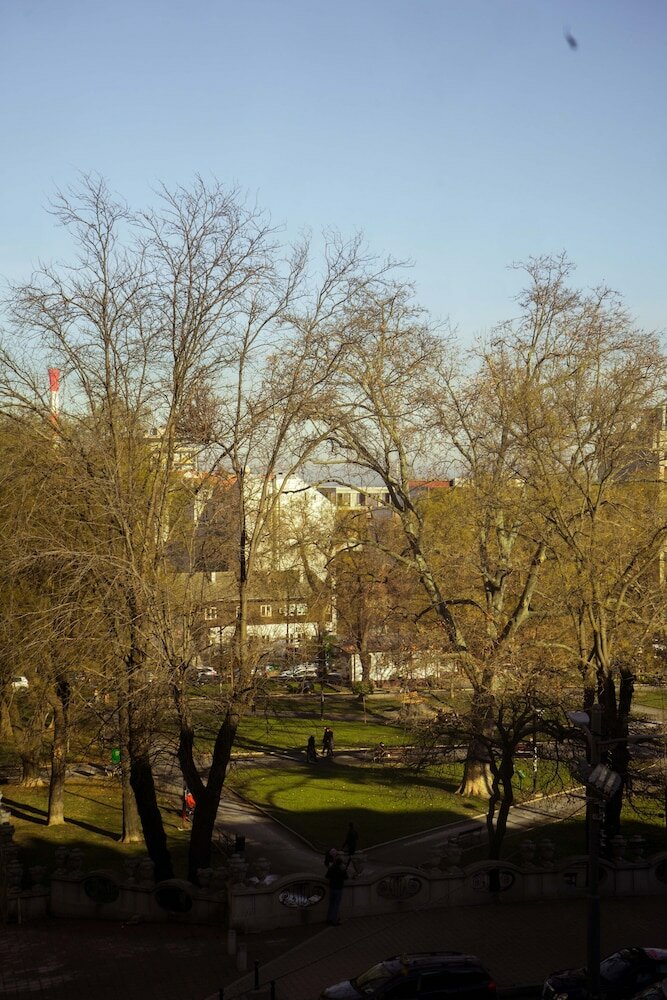 Фото Square Nine