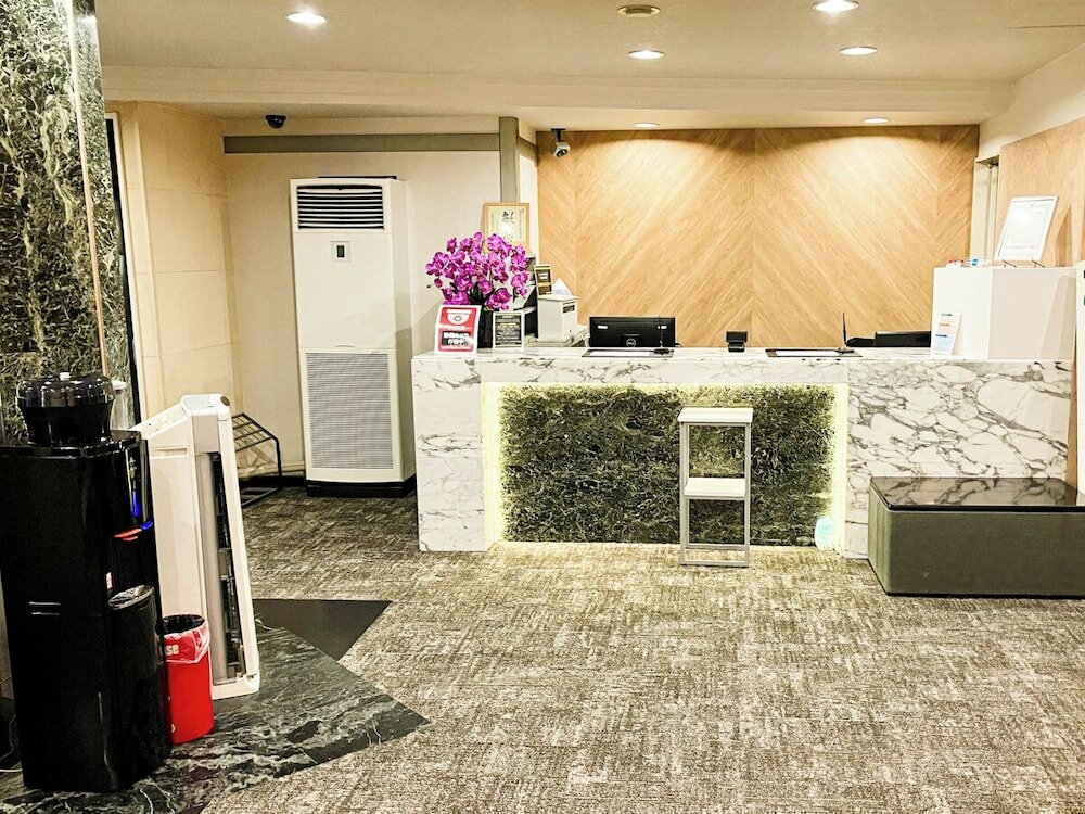 Фото LiVEMAX Kobe