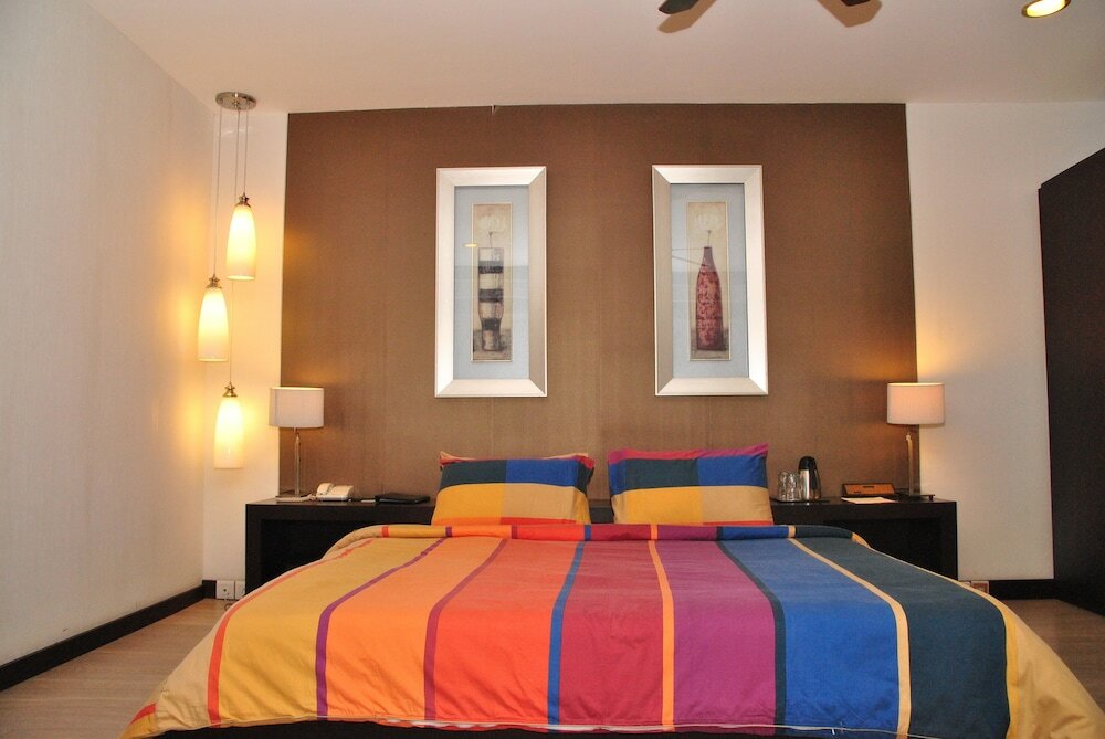 Фото Hotel Aurora Towers