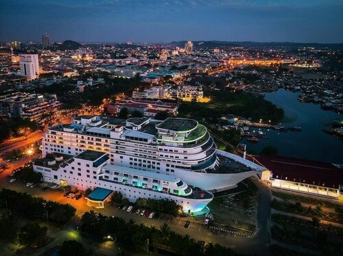 Гостиница Pacific Palace Hotel на Провинции Острова Риау