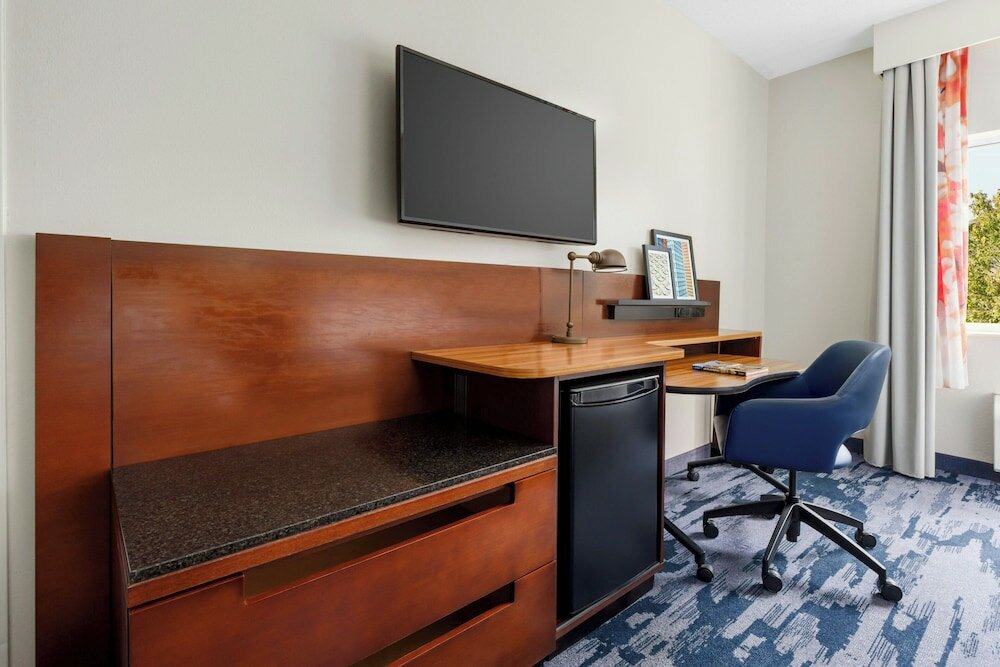 Фото Fairfield Inn by Marriott Philadelphia Airport