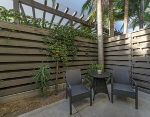 Гостиница Riviera Beach House