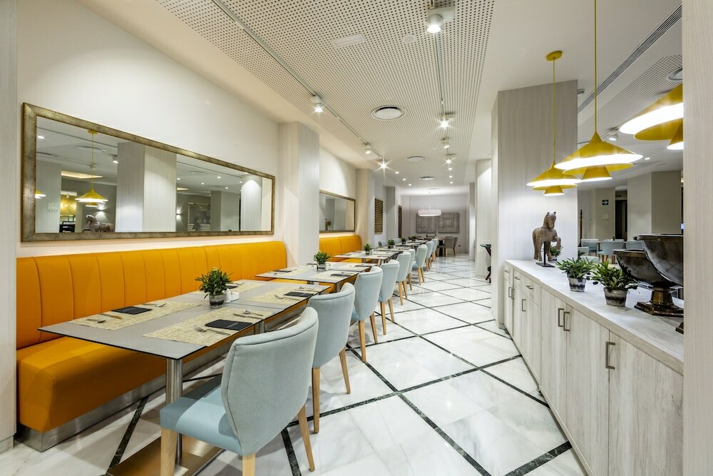 Фото Catalonia Granada Hotel