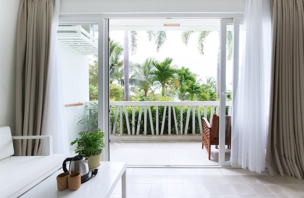 Фото The Cliff Resort & Residences