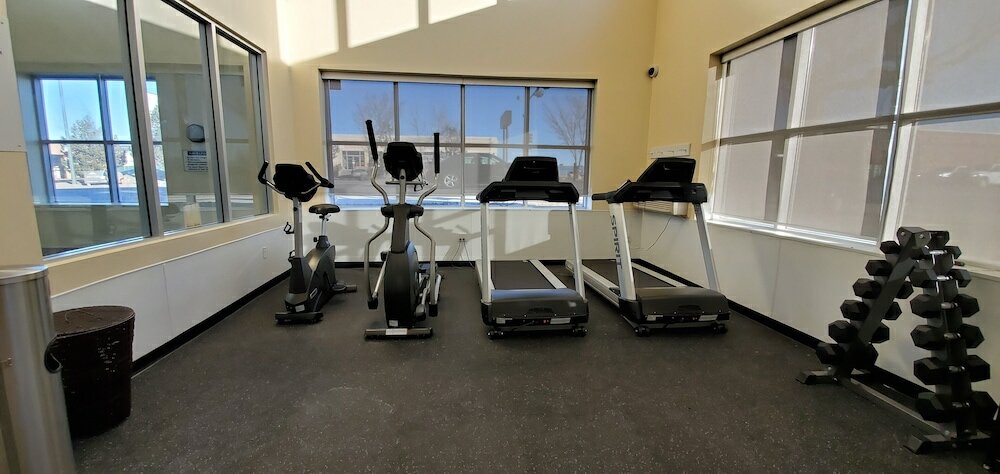 Фото Wingate by Wyndham Lethbridge