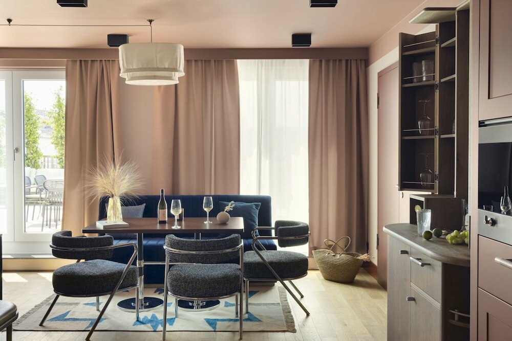 Фото Schwan Locke