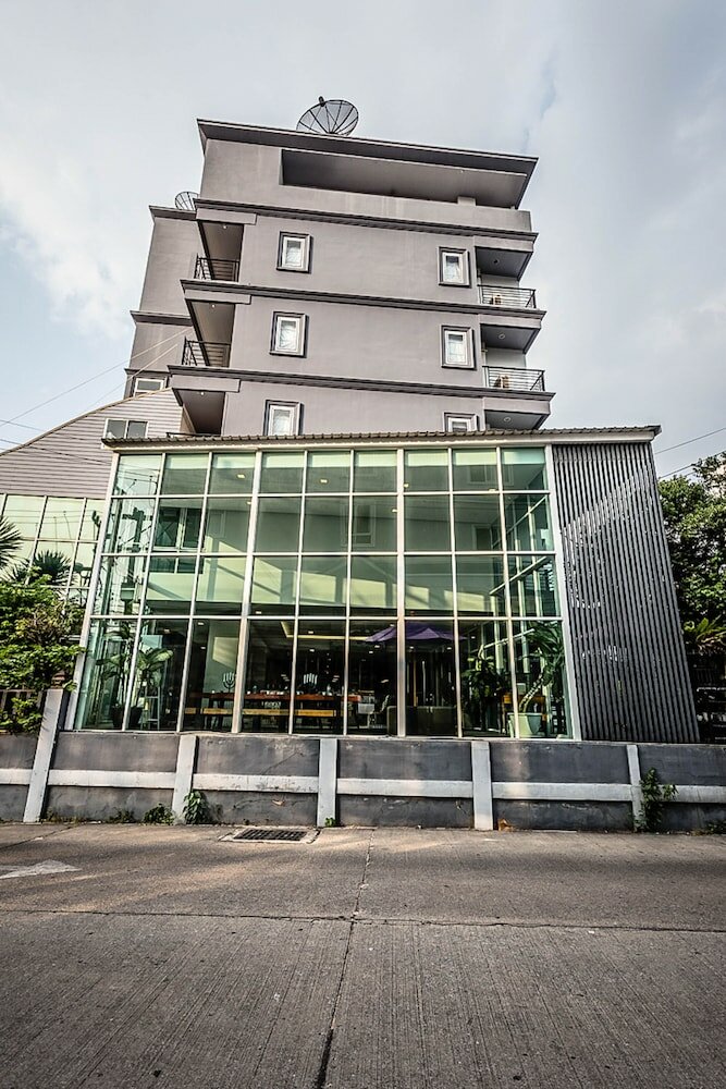 Фото Embryo Hotel