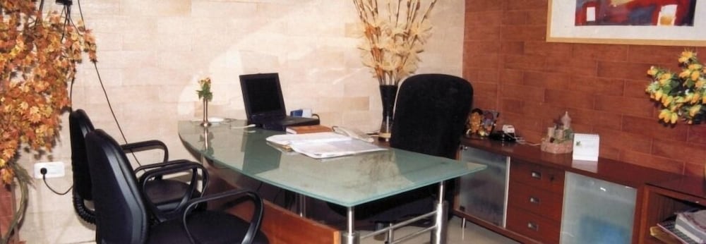 Фото Hotel Plaza