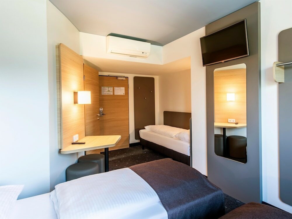 Фото B&b Hotel München City-West