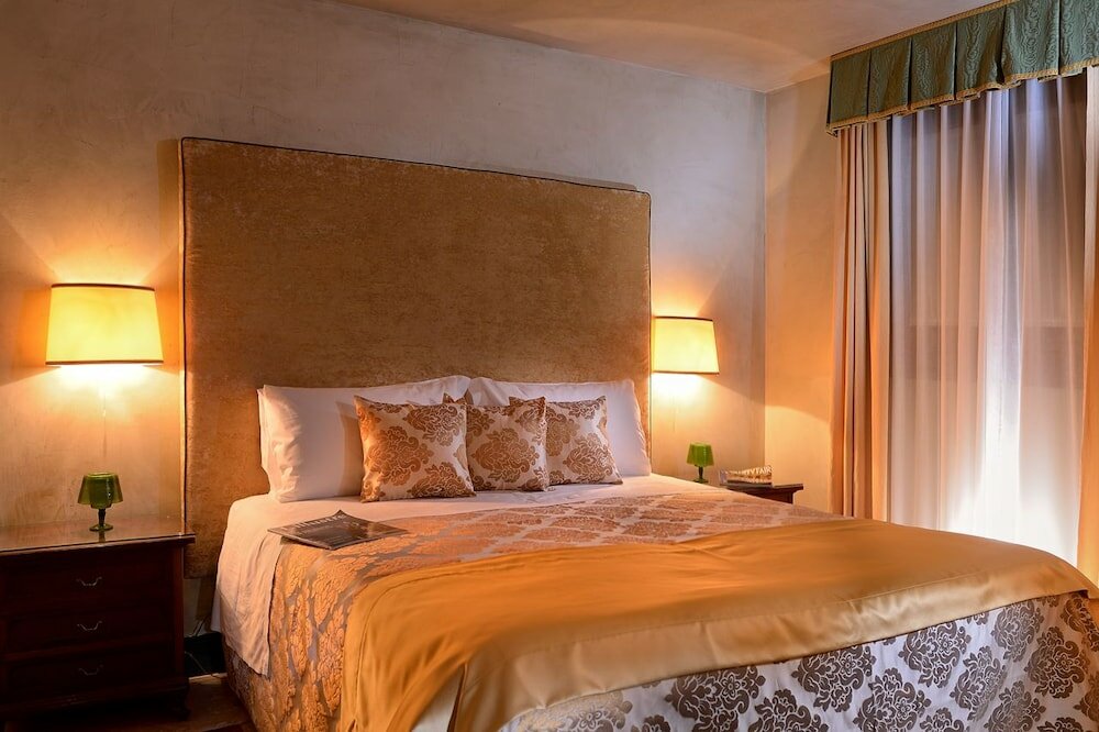 Фото Palazzo del Giglio