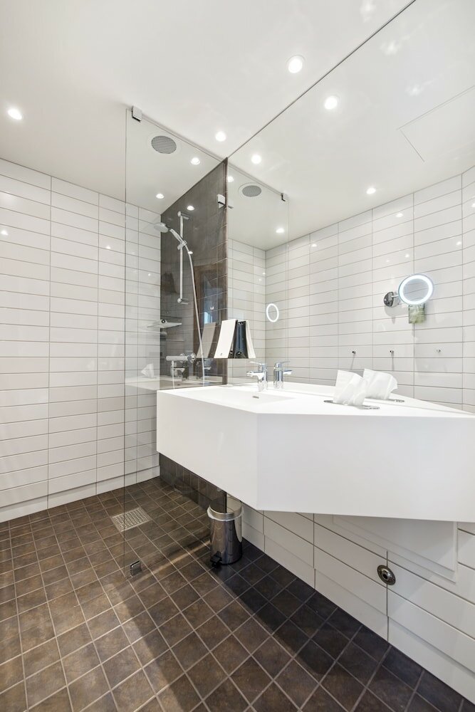 Фото Clarion Hotel The Edge