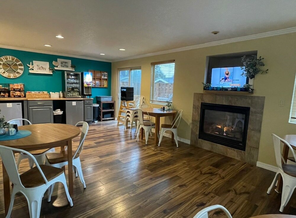 Фото Hi-Tide Oceanfront Inn