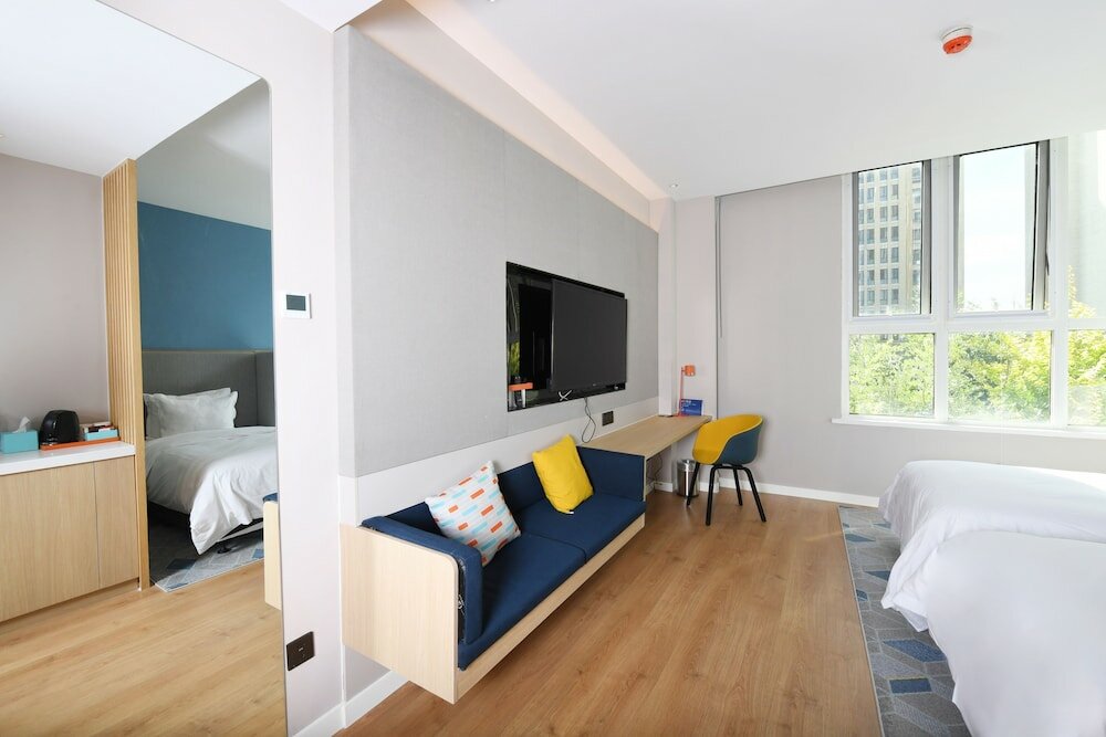 Фото Holiday Inn Express Tianjin Binhai, an Ihg Hotel