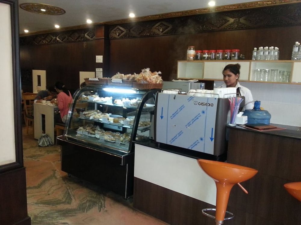 Фото Hotel Pleasure Home