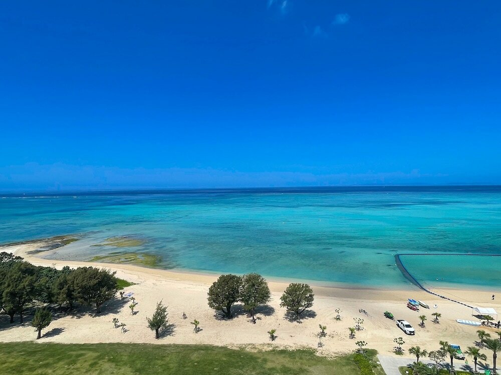 Фото Ryukyu Hotel & Resort Nashiro Beach