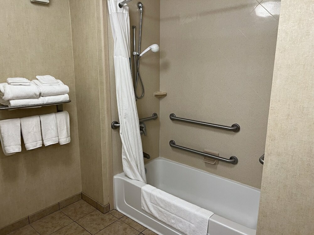 Фото Hampton Inn & Suites Barstow