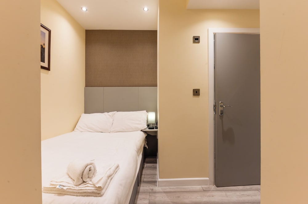 Фото Belmont Hotel