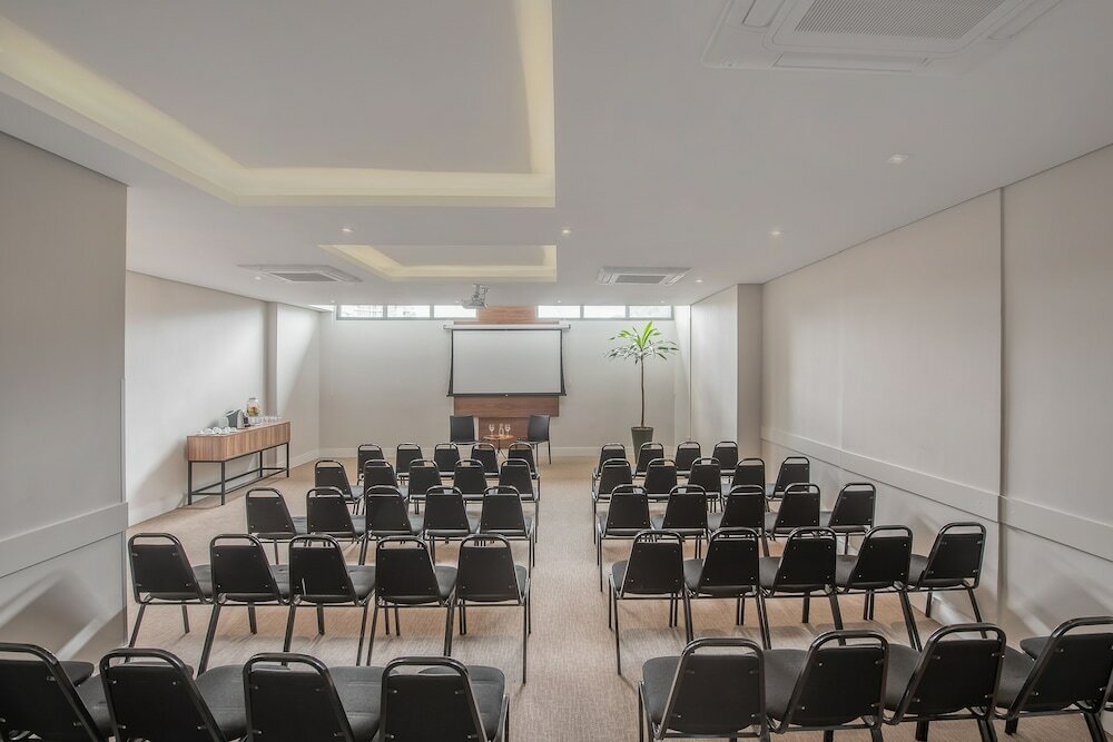 Фото Intercity Curitiba Centro Cívico