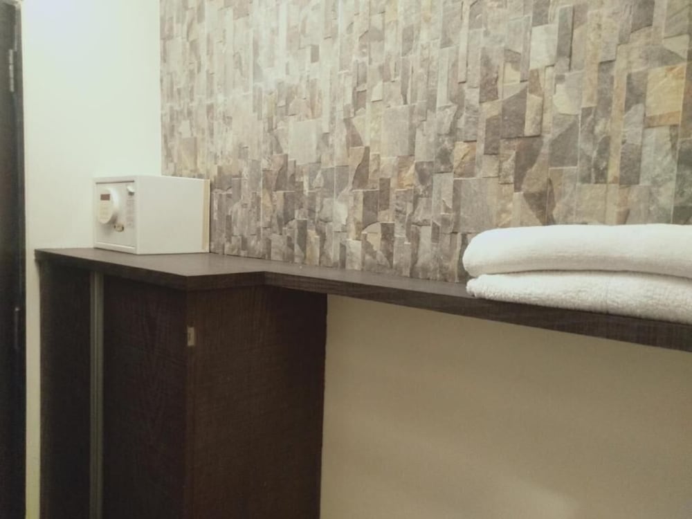 Фото Hotel Udayanraje Palace