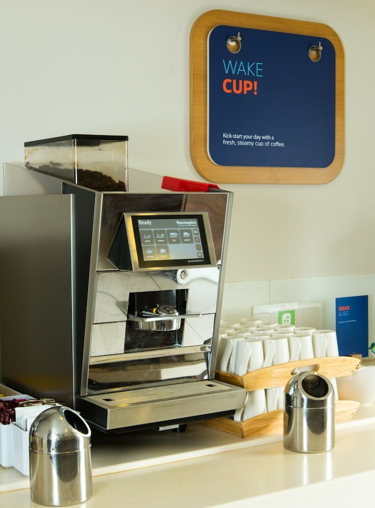 Фото Holiday Inn Express Bristol - Filton, an Ihg Hotel