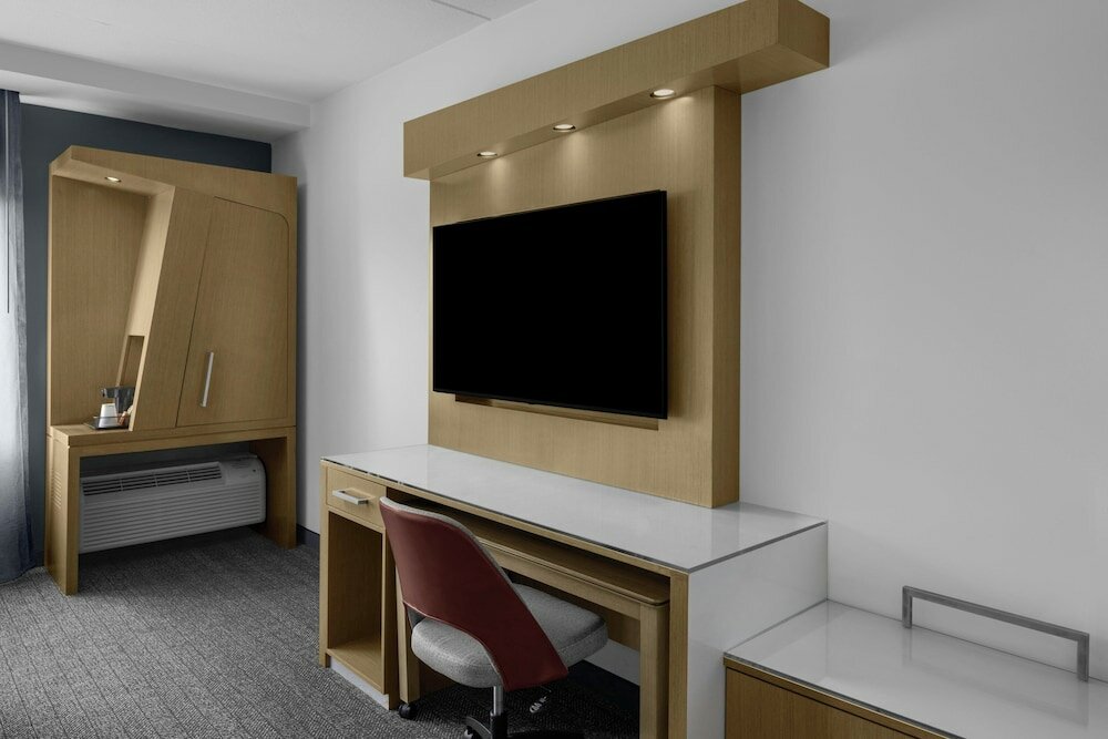 Фото Courtyard by Marriott Orlando South/Grande Lakes Area