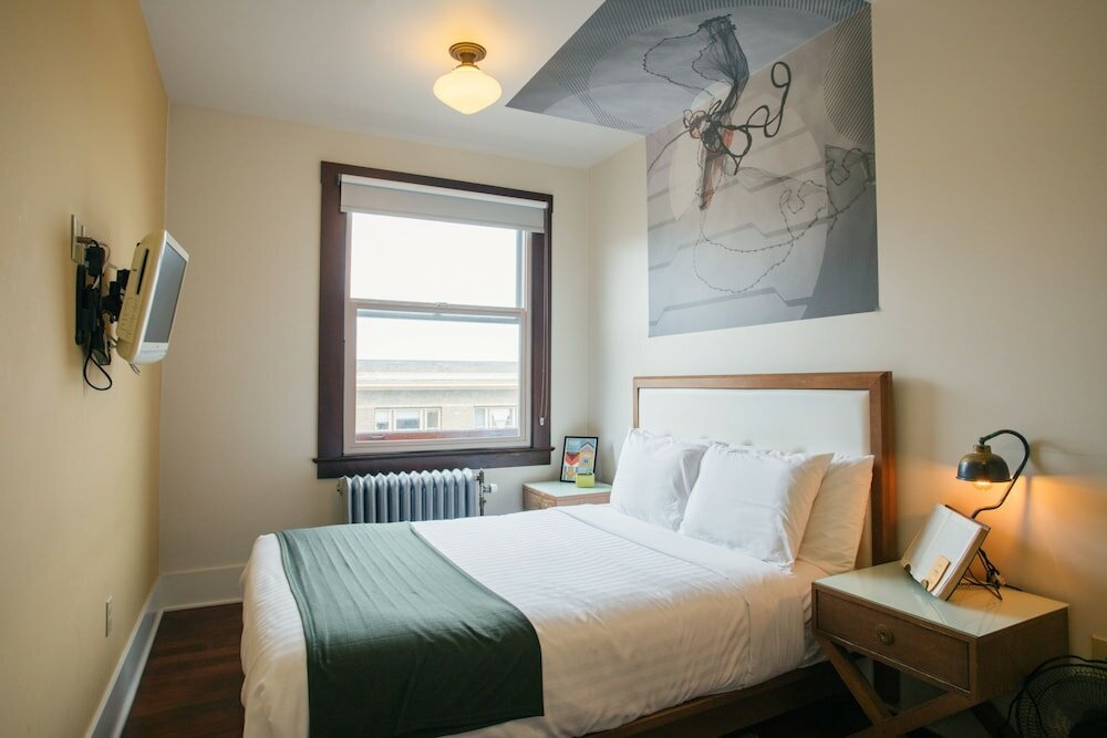 Фото Selina Commodore Astoria