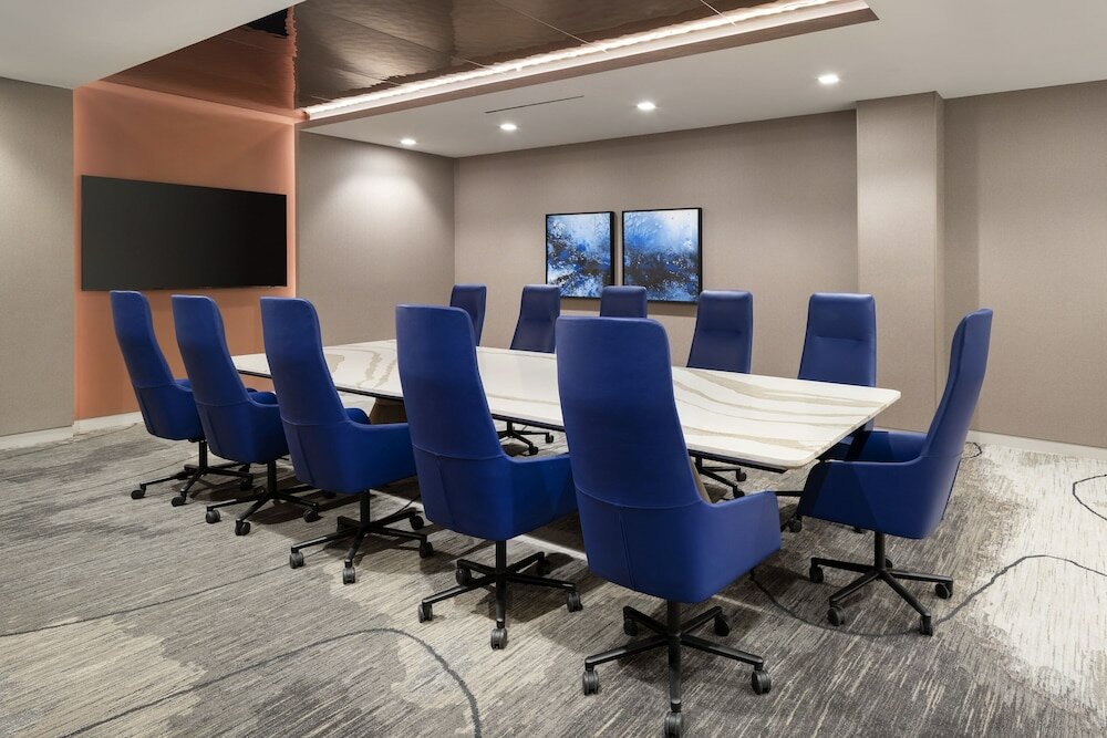 Фото Cascade Hotel, Kansas City, a Tribute Portfolio Hotel